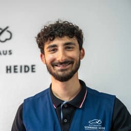 Mostafa Zreik, Inhaber von Autohaus Schwarze Heide